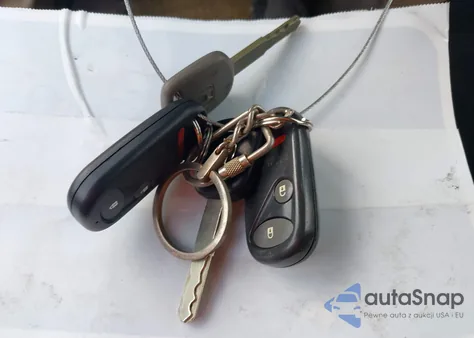 2004 Honda Civic Lx z USA, uszkodzony, nr VIN 2HGES16514H620898